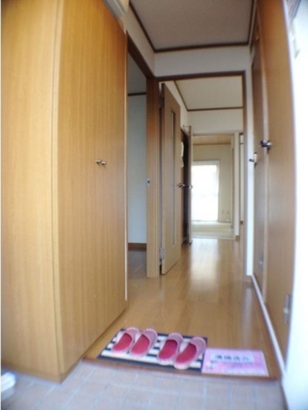 玄関　図面と現状に相違がある場合には現状を優先