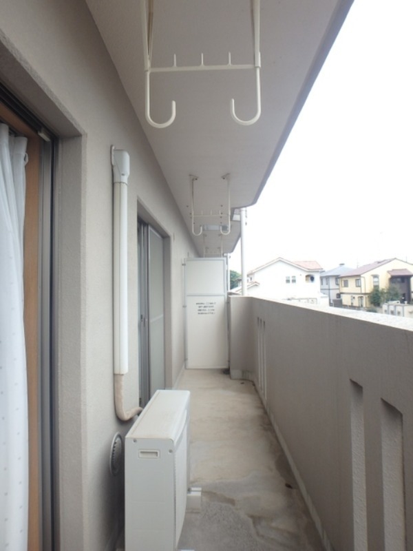 バルコニー　図面と現状に相違がある場合には現状を優先