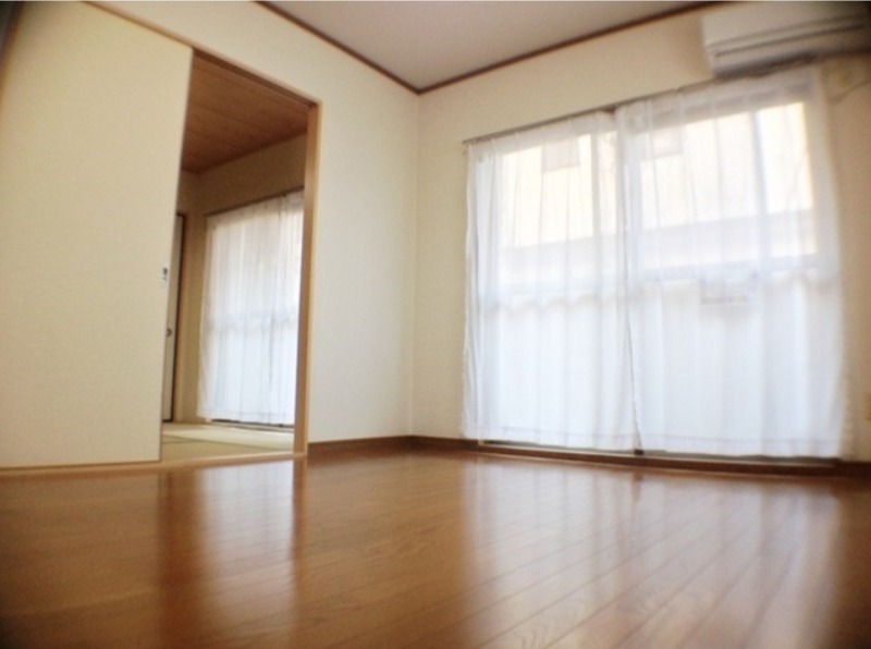 居室・リビング　図面と現状に相違がある場合には現状を優先