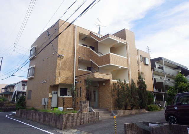 レントリアノンの建物外観