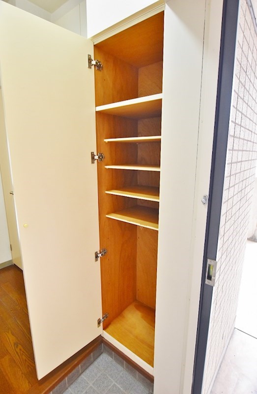 エントランス　★トールタイプシューズBOXなので棚を外せばブーツも置けます