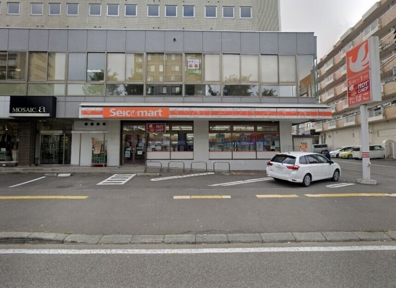 コンビニ　セイコーマート地下鉄白石駅前店（コンビニ）まで436m