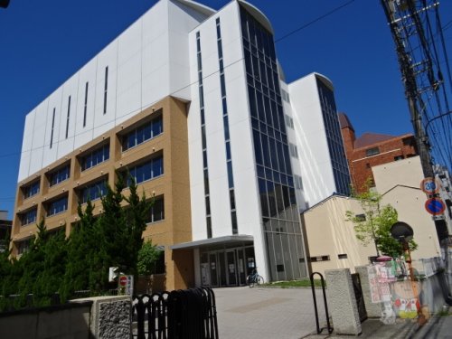 高校・高専　私立就実高校（高校・高専）まで311m