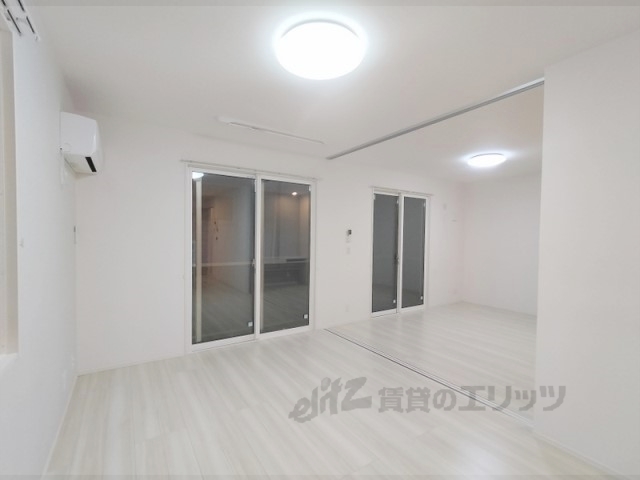 居室・リビング　リビング