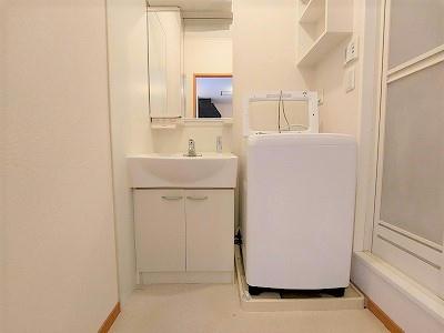 洗面設備　独立洗面台・洗濯機設置済