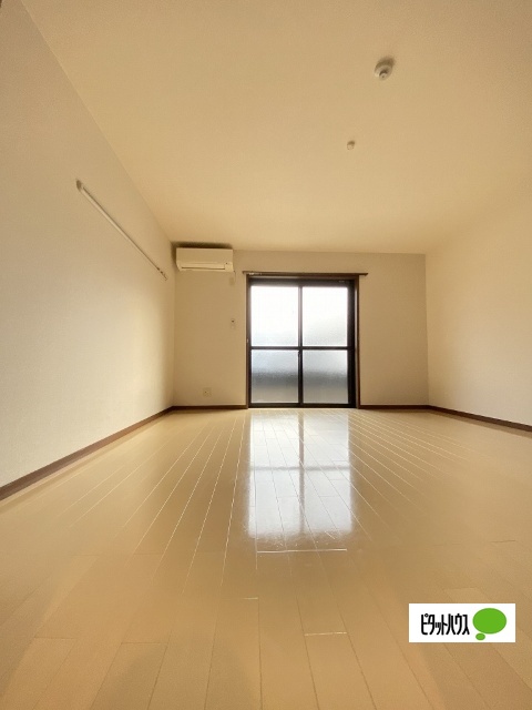 居室・リビング　１０２　イメージ