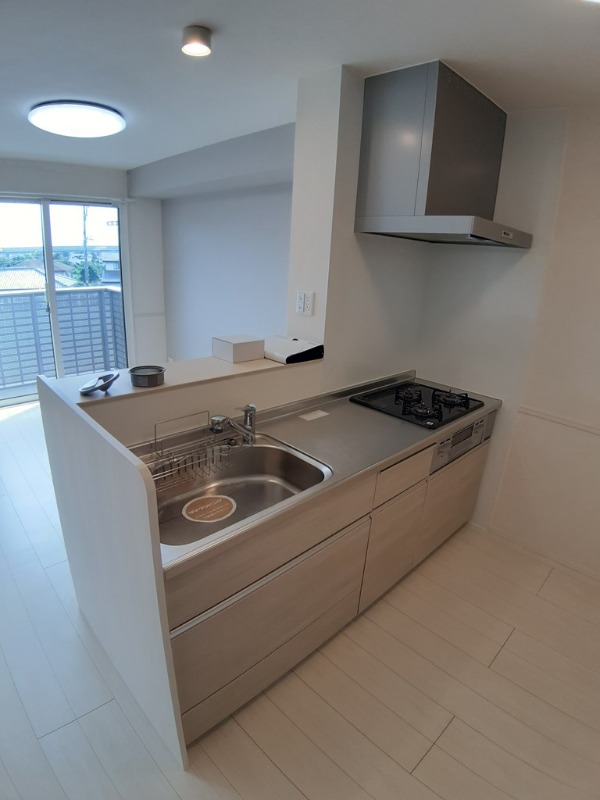 ルーチェソラーレ_内装_1