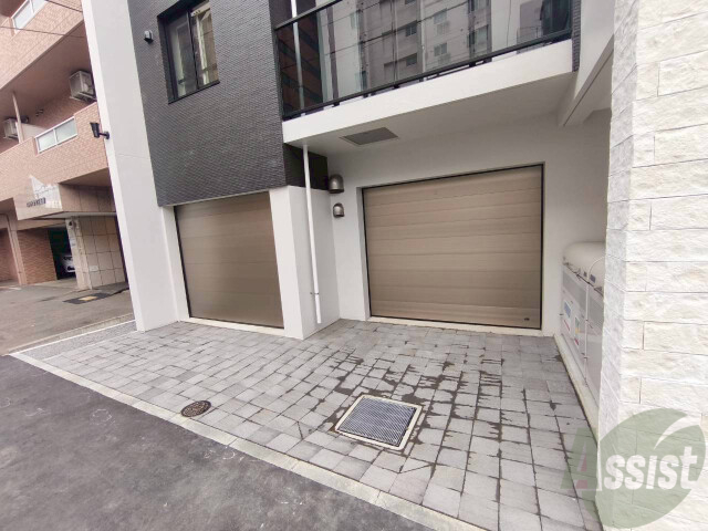 駐車場　駐車場