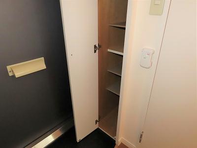 玄関　シューズボックスあり