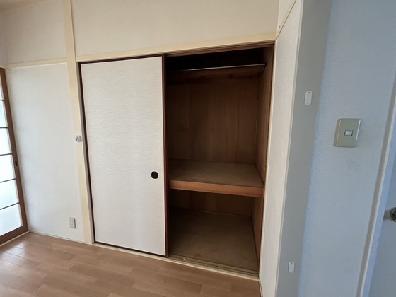 収納　※別号室の写真です