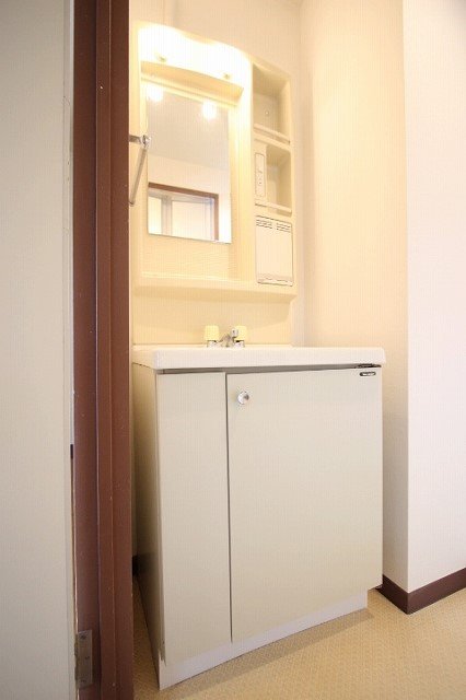 洗面設備　同物件別部屋