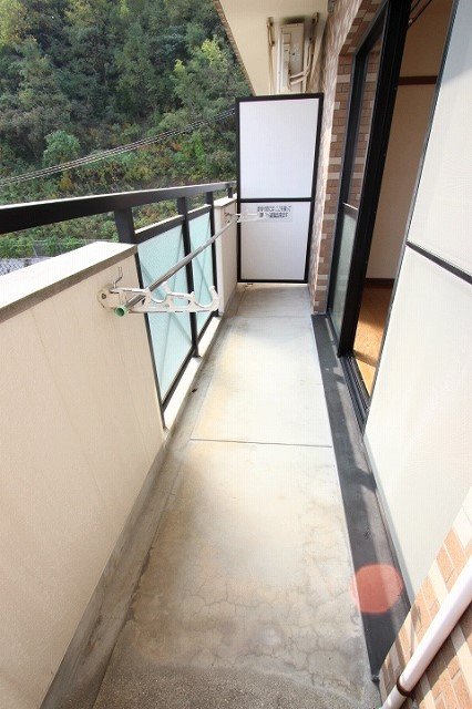 バルコニー　同物件別部屋