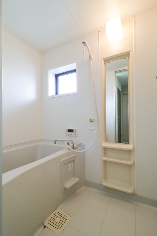 バス・シャワールーム　図面と現状に相違がある場合には現状を優先