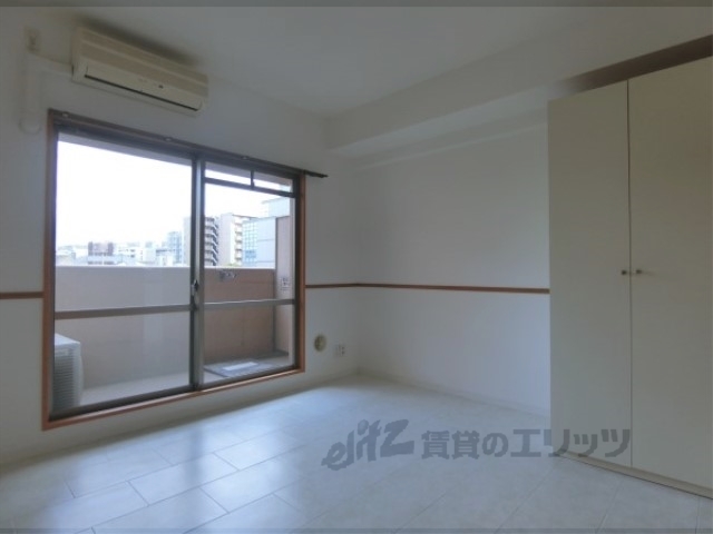 居室・リビング　洋室