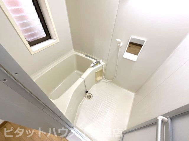 バス・シャワールーム　バス／シャワー