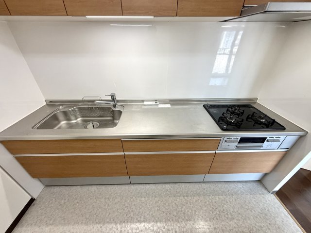 キッチン　お料理がはかどるシステムキッチン付き