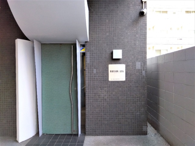 その他共有部分　マンション正面玄関