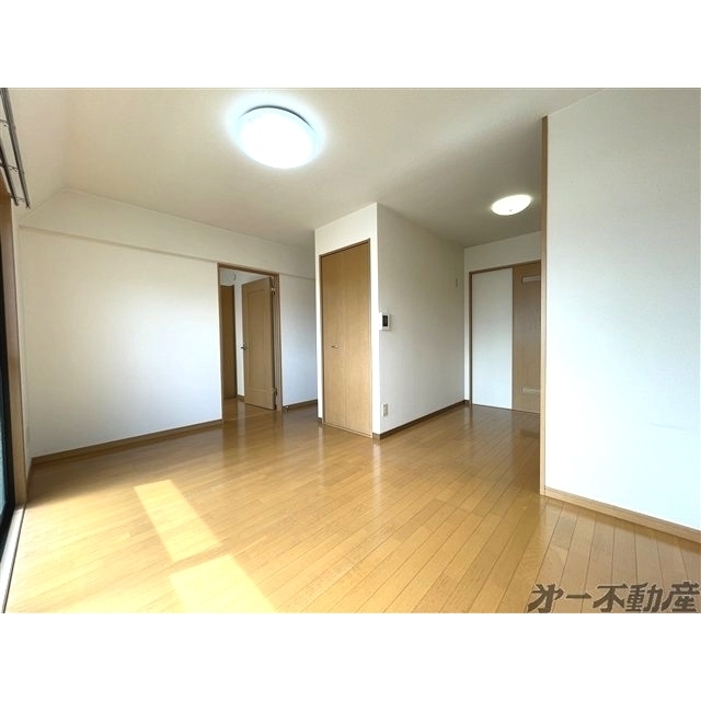 建物外観　ＬＤＫ