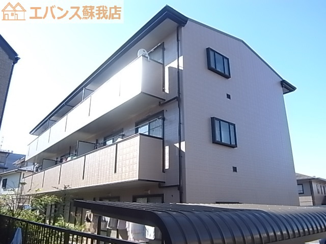 建物外観　落ち着いた雰囲気の外観です