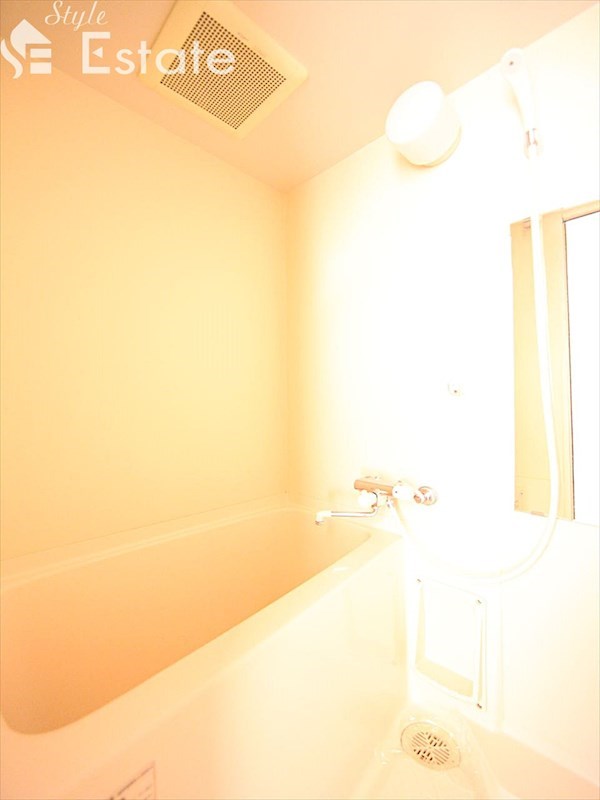 バス・シャワールーム　バスルーム