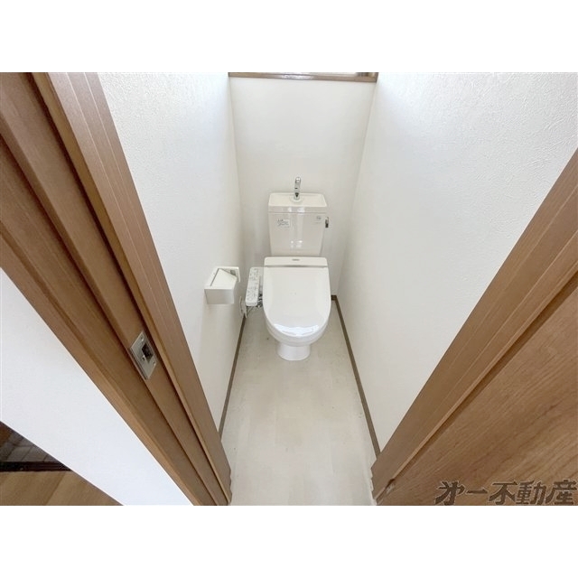 トイレ　トイレ