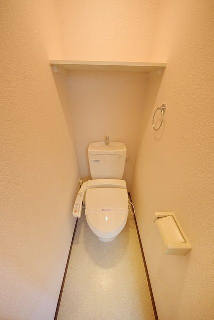 トイレ　ウォシュレット付☆