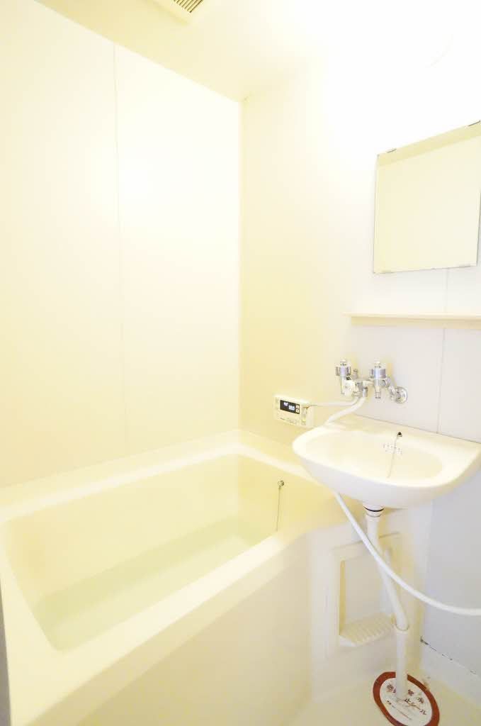 バス・シャワールーム　浴室