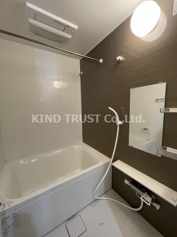 バス・シャワールーム　お風呂です