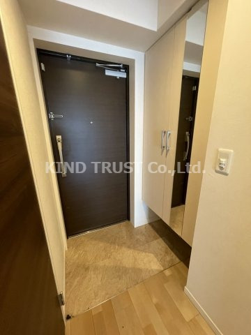 玄関　シンプルで使いやすい玄関です