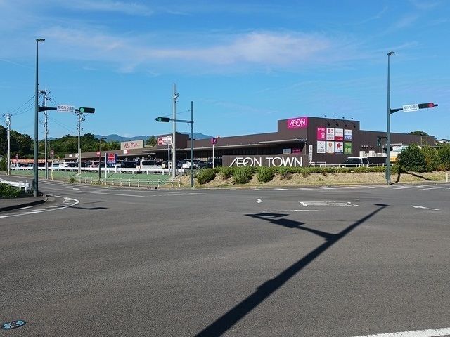 ショッピングセンター　イオンタウン諫早西部台（ショッピングセンター）まで3000m