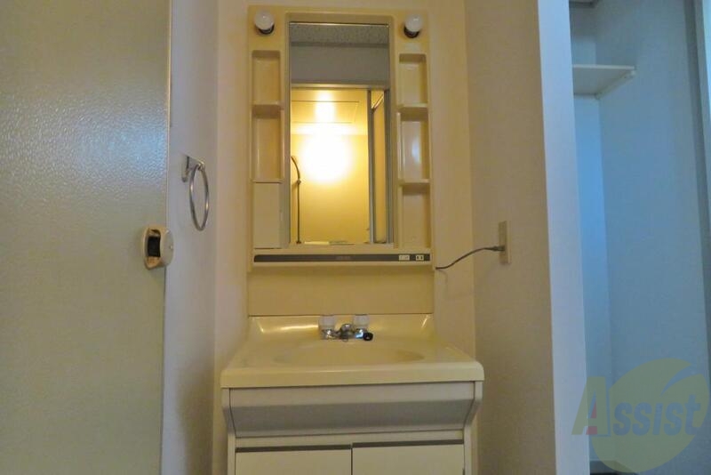 洗面設備　洗面は独立していて朝の準備もバッチリＯＫです。