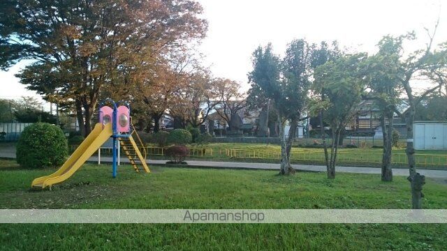 公園　鎮守前公園（公園）まで700m