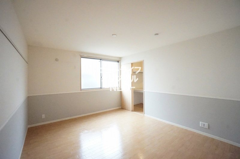 その他部屋・スペース　ウォークインクローゼット付の洋室8.6帖☆