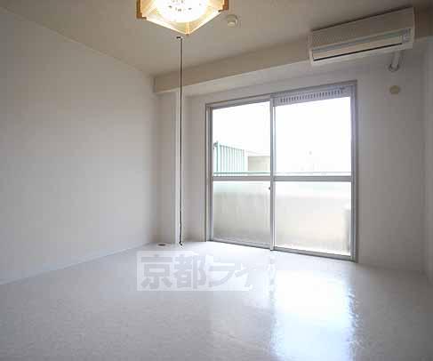 居室・リビング　楽器演奏可です