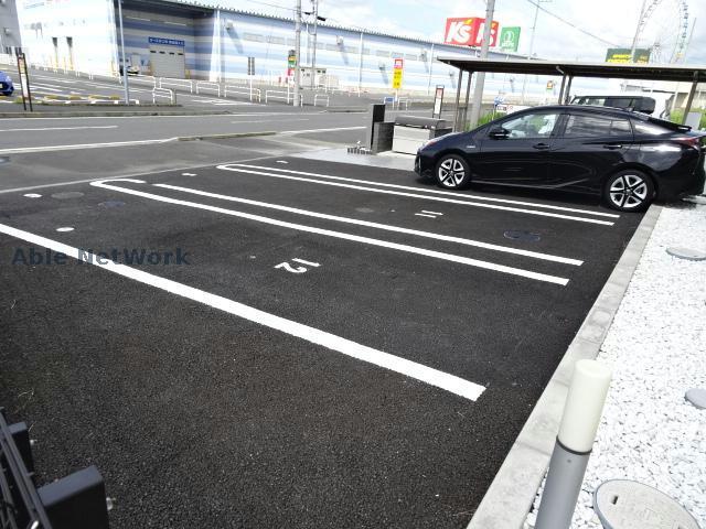 駐車場　駐車場