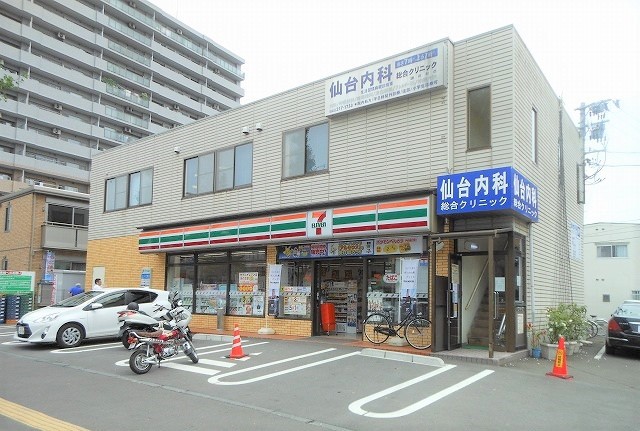 コンビニ　セブン－イレブン　仙台上杉３丁目店（コンビニ）まで160m