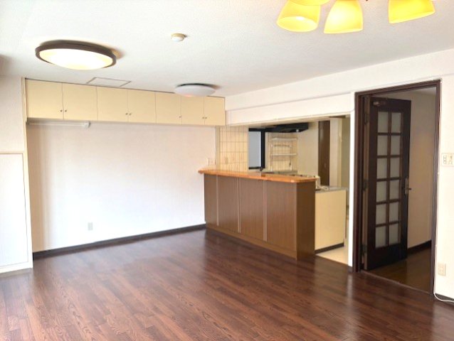 居室・リビング　ゆったり過ごせる居間です