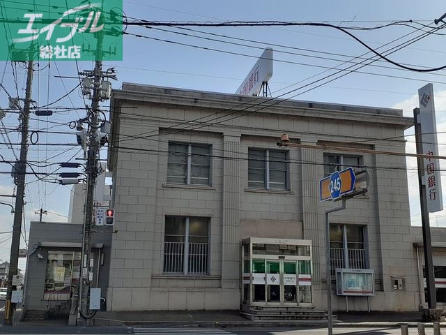 銀行　中国銀行庭瀬支店（銀行）まで1600m