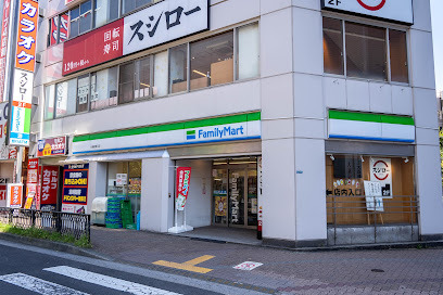 コンビニ　ファミリーマート大森駅東口店（コンビニ）まで120m