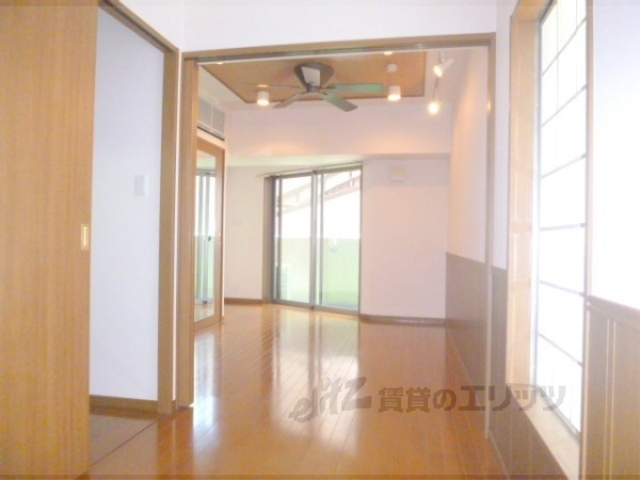 居室・リビング　洋室