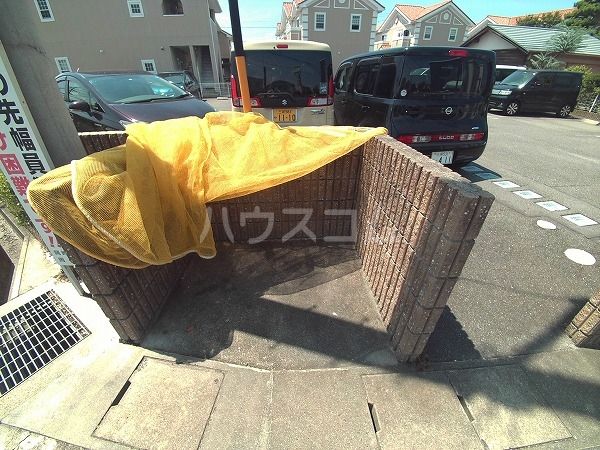 パストラルコートH棟の外観写真