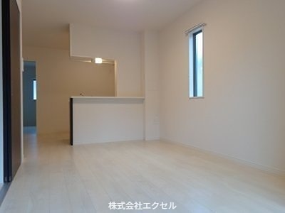 居室・リビング　日当たり良好です。