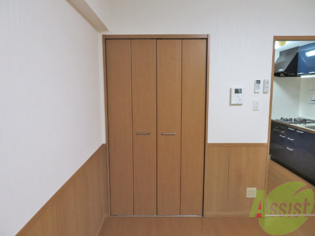 収納　クローゼットも十分な高さがありますので良さそうです