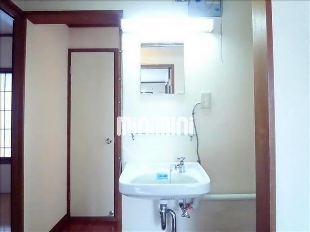 洗面設備　写真は他の部屋のものです。