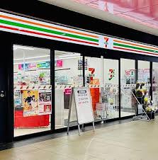 コンビニ　セブンイレブン京王つつじヶ丘駅店（コンビニ）まで602m