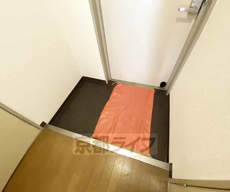玄関　大きな段差がありません
