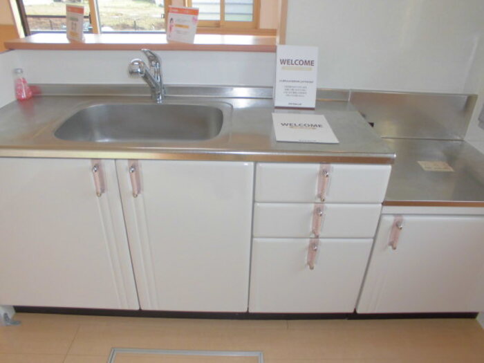 キッチン　別のお部屋の写真です