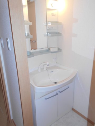洗面設備　別のお部屋の写真です