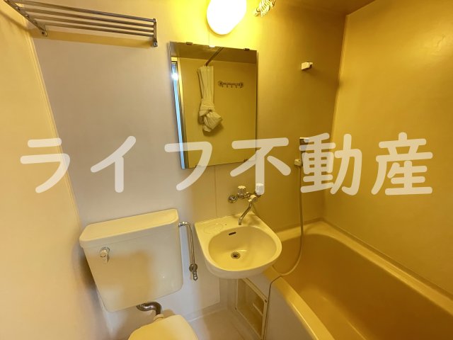 洗面設備　朝の身支度には欠かせない独立洗面化粧台