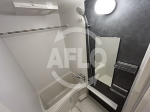 バス・シャワールーム　エスリードレジデンス大阪谷町ザ・マークス　浴室